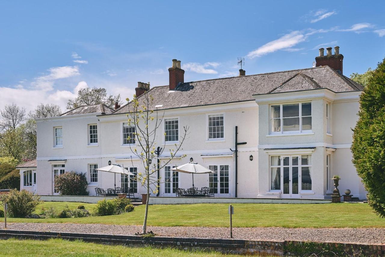 Equestrian Manor Upton upon Severn Exterior photo